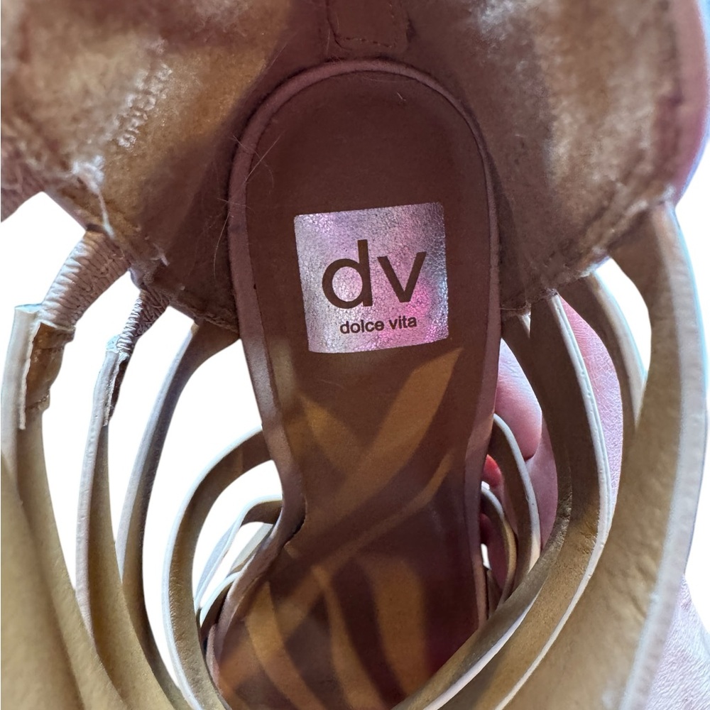 DV by Dolce Vita Tan Block Heels - Picture 9 of 9